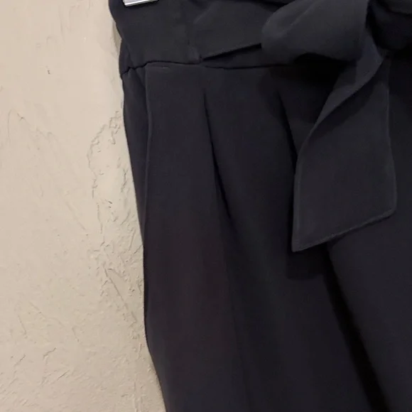 Lululemon Noir High-Waist Tie Belt Wide Leg Trousers. Sz 4. Never Worn! - Picture 5 of 8